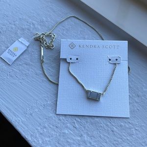 NWT Kendra Scott Gold Pattie Necklace